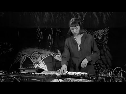 Gaisma aka Tumsi - Bold Decisions