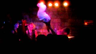 RVIVR - Rain Down (intro) @Audio Rebel 2012