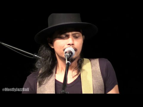 Gugun Blues Shelter ft. Indra Lesmana - $ 20 @ Mostly Jazz in Bali 06/09/2015 [HD]