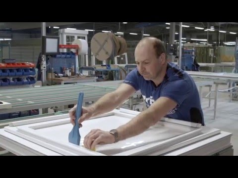 Brömse - Kunststoff Haustür -  einglasen, Glasleisten einsetzen, ausglasen