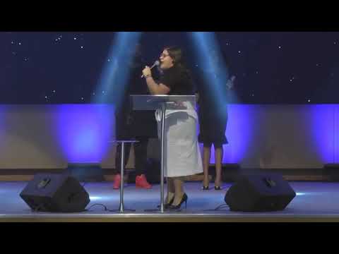 Midian Lima = Não pare Advec veja oque Deus fez quando ela cantou !