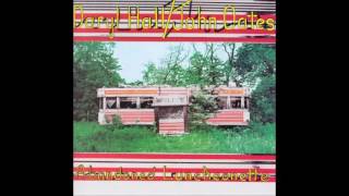 Hall &amp; Oates | Las Vegas Turnaround (The Stewardess Song)