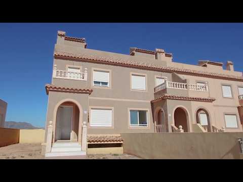 New build townhouses in Sierra Golf - Balsicas