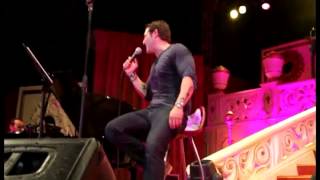 Manu Tenorio - La puerta abierta (Directo Águilas 28 Julio 2013)