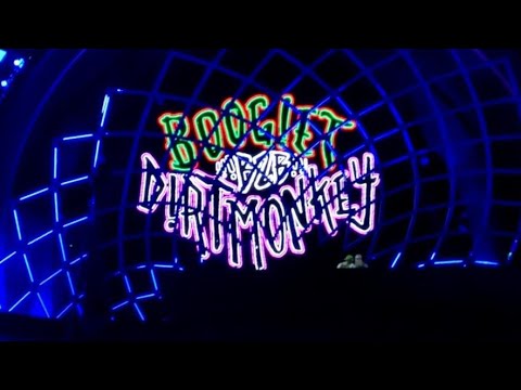 Crowd Walkthrough- Boogie T b2b Dirt Monkey on the Cosmic Meadow @Insomniac EDC Las Vegas 2023