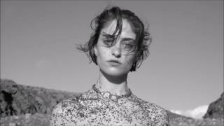 Bilderbuch - Baba (alternate version)