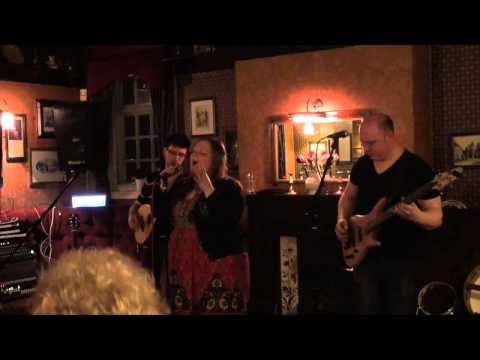 Fireside Knights - Witch Of The Westmoreland (live)