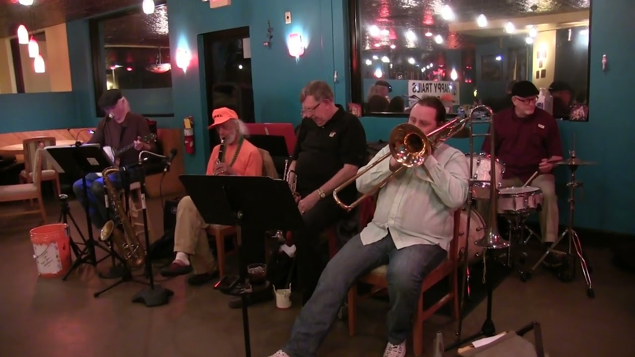 Promotional video thumbnail 4 for Dixieland Five Plus Two