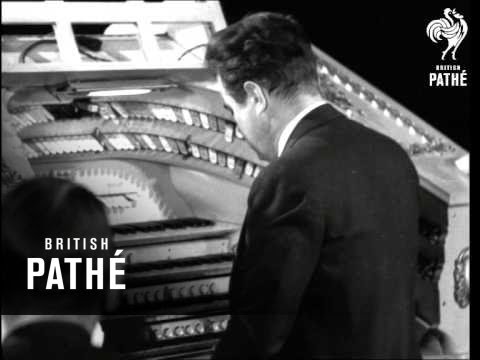 Jesse Crawford (1933)