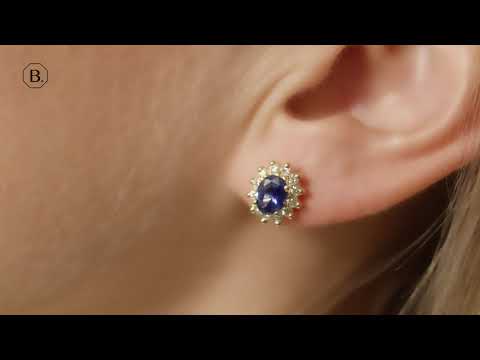 Entourage earrings in yellow gold with oval sapphire and round diamonds