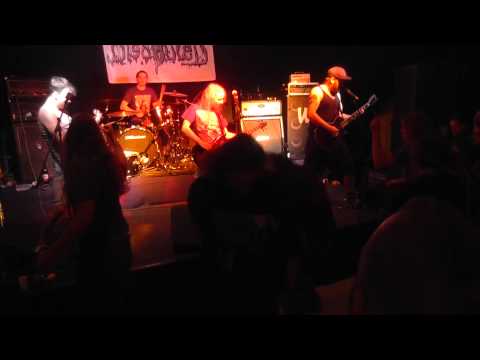 Dissouled   Yum Yum Yum live in Berlin, Rockhaus