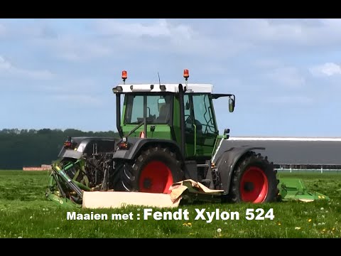 Maaien met Fendt Xylon 524. Melkv.b. Fam. de Haan. Beerta