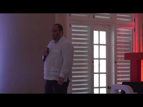 Clima, comunidad y compromiso | Vianney Méndez | TEDxPuntaCana