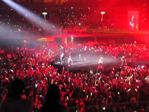 070614 FanCam Music Bank in Brasil - No Mercy (B.A.P)