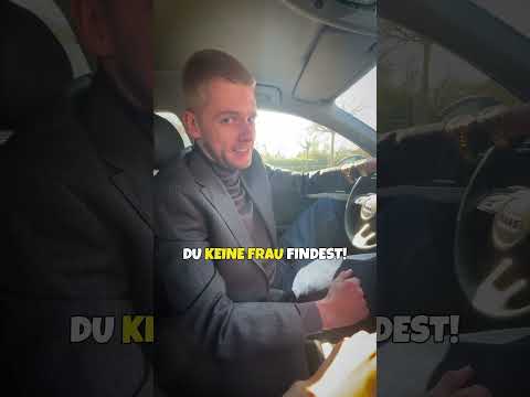 Video Thumbnail: POV: Du suchst männliche Vorbilder #Shorts #extra3