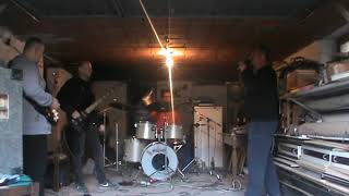 Bezobrazno Zeleno Bombarderi cover by grupa RAHELA