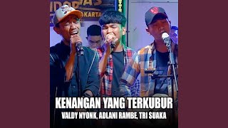 Download lagu Kenangan Yang Terkubur (Live Ngamen) mp3