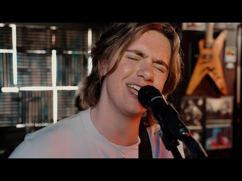 Garrett Huffman - Don't You Go (Official Music Video)