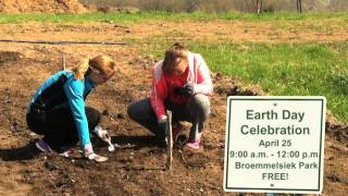 preview picture of video 'Earth Day Celebration - April 25, 2015 - St. Charles County Parks'