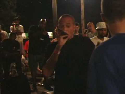 Yo Mamas Pimp Vs. The Vesh