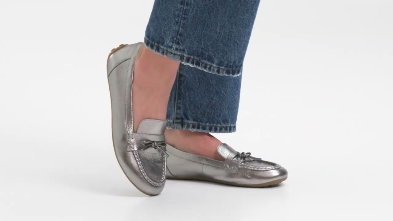 Watch Vionic Taryn Women's Comfortable Supportive Orthotic Arch Support Loafer video