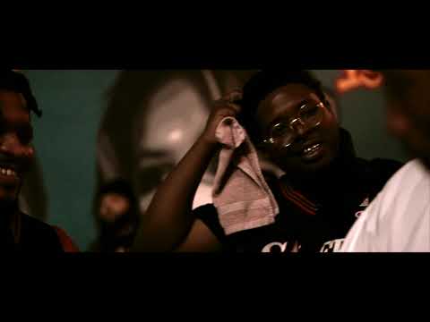 Vellie McFly - Dont Start Kallin'