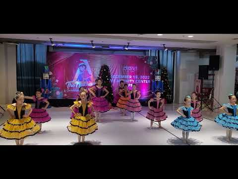 The Nutcracker - Spanish Dance / Ballet / Little Ballerinas