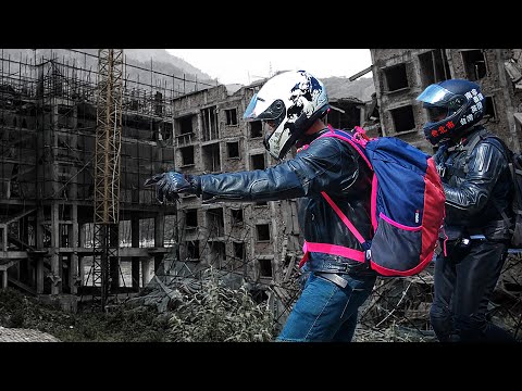 Why Evergrande Collapsed - Our Chinese Houses Crumbled