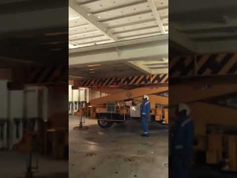 Car carrier vessel, raising decks