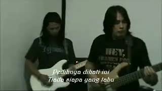 Download lagu Perindu kesepian. mp3 Download lagu Perindu kesepian. mp3