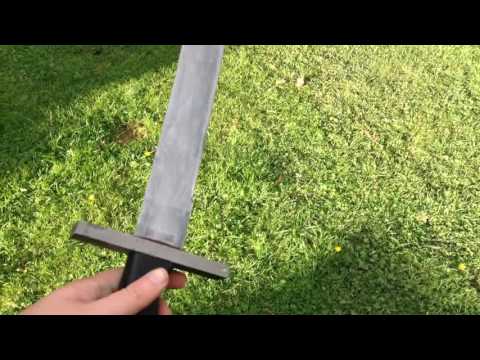 Thorpe style falchion