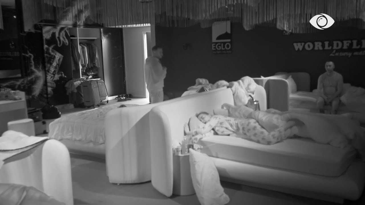 “Presionet lëri jashtë”/ Xumi debaton me Rozanën: E kape Primen, njeri i dështuar…