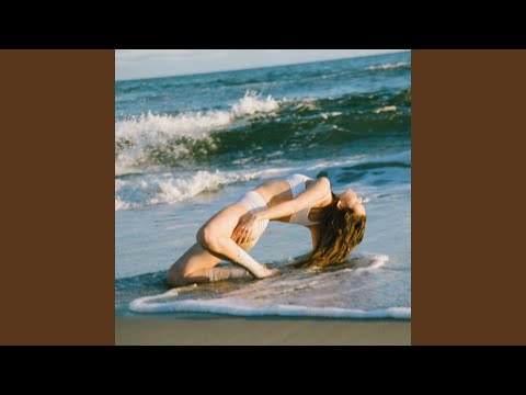 download lagu mp3 mp4 Maia Mi, download lagu Maia Mi gratis, unduh video klip Maia Mi
