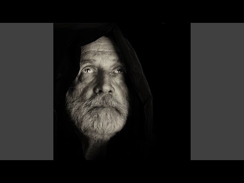 Dálkou kráčí nohy tvý