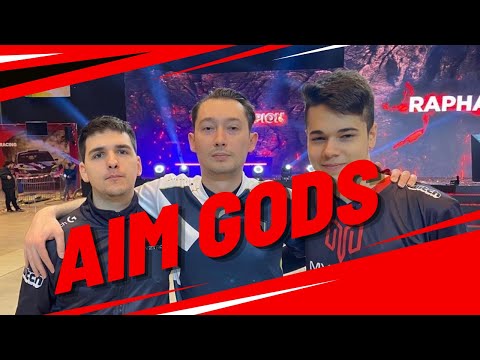 Two aim gods playing some 2v2s