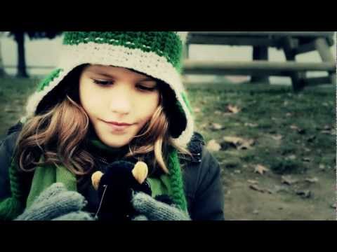 Neomi: Poglej (official video)