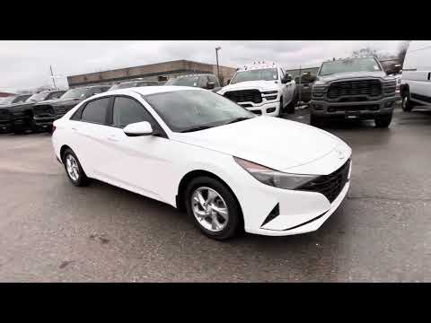 2022 Hyundai Elantra Essential