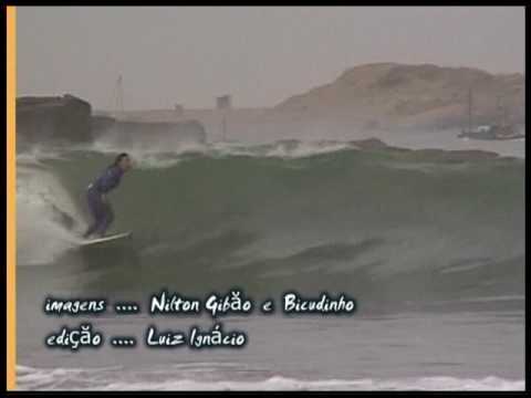 SURF ON - TAÍS DE ALMEIDA SURFANDO EM SAQUÁ E NO PERÚ