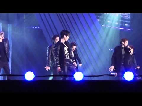 131114 BEAST Special Performance Shadow at Melon Music Award