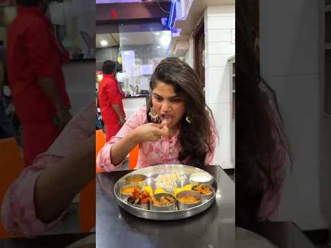 Meeting My Online Girlfriend 🤣🤣