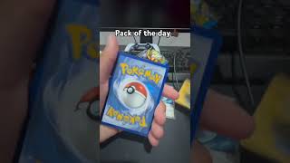 Pack of the day👍 #pokemon #pokemonchannel #pokemoncards #pokemontcg #chase #packopening