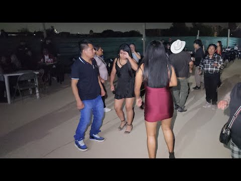 el único guerrero y su espectacular baile en valle verde tijuana chilenas y zapateados