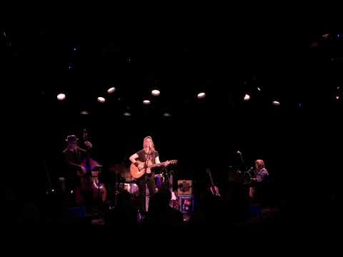 Counting Heartbeats - Lynne Hanson
