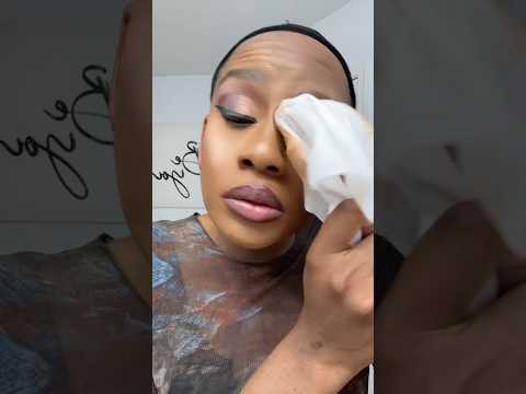 Tuesdays we transform ✨ #makeuptransformation #makeup #glowup