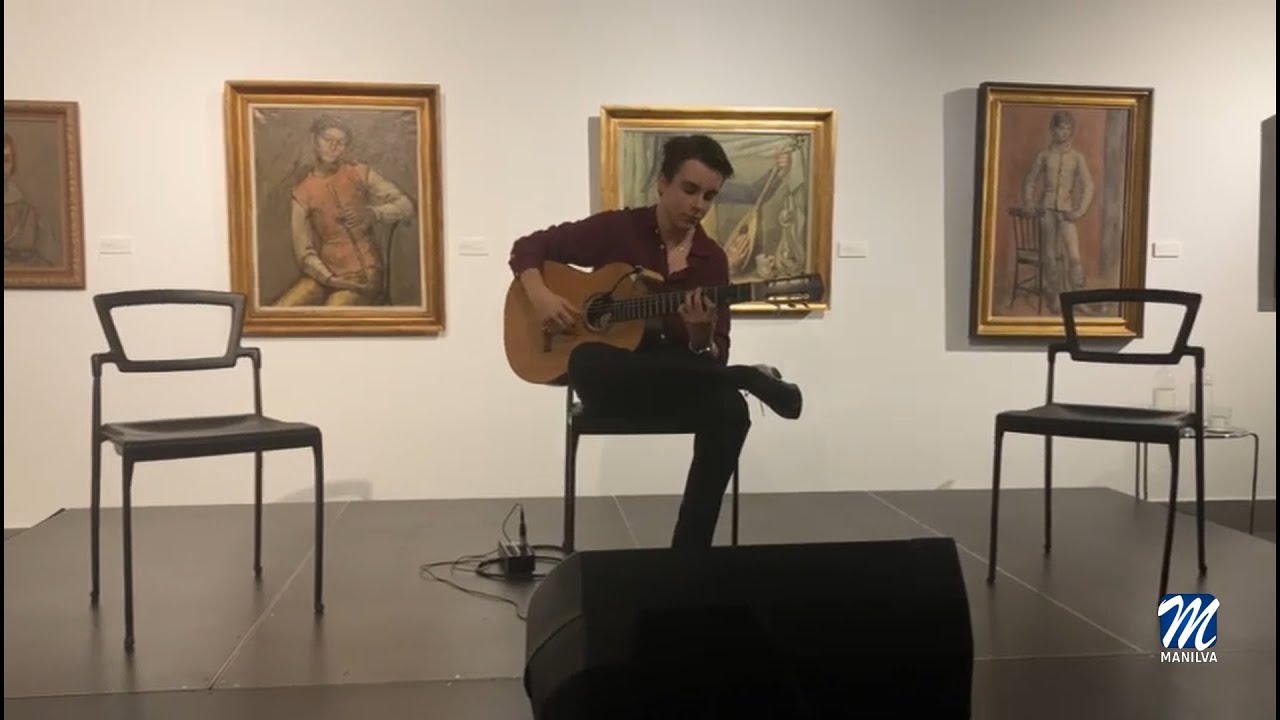 Javier Arcos, deleitó con su guitarra al público cordobés