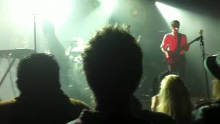 Blonde Redhead - Melody of Certain Three 11-14-2010