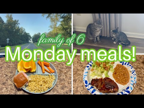 COUNTRY RIBS IN THE SLOW COOKER!