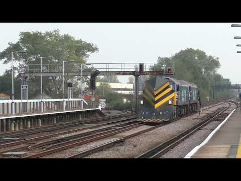 (HD) DRS 57002 & 57007 take the Tonbridge Snowploughs out for a test run - 27/9/17.