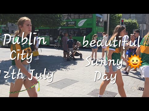 "Discover Dublin: Breathtaking 50-Minute Walking Tour on a Gorgeous July Day!"