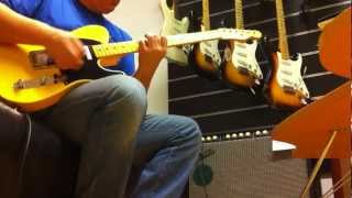 preview picture of video 'Squier CV 50's Tele vs Fender CS '52 NOS Tele'